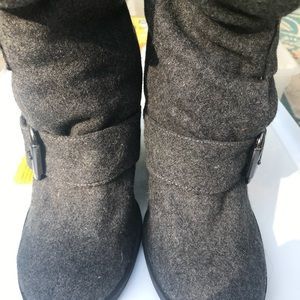NEW Grey boots 8 1/2